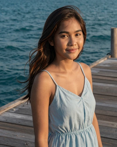Fah Preechaya, 24, from Phuket, Thailand - Asian woman seeking genuine connection